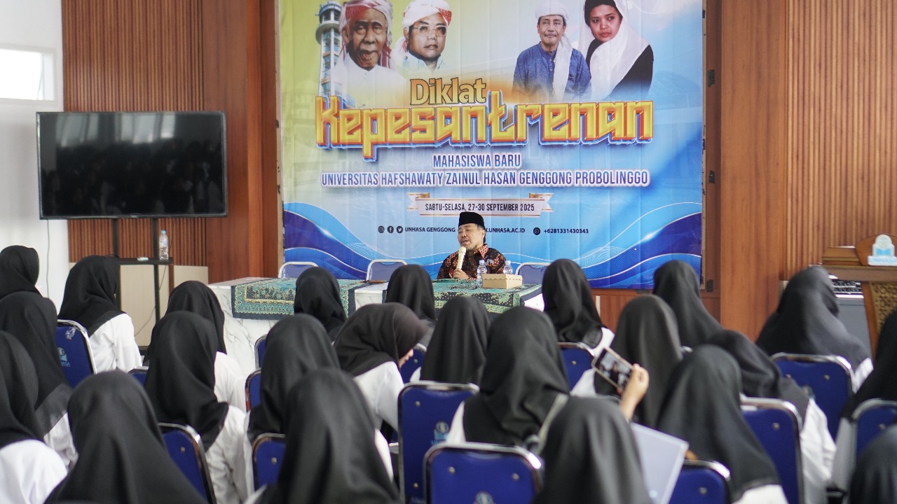 Rektor UNZAH Narasumber Diklat Kepesantrenan Mahasiswa Baru UNHASA 2025